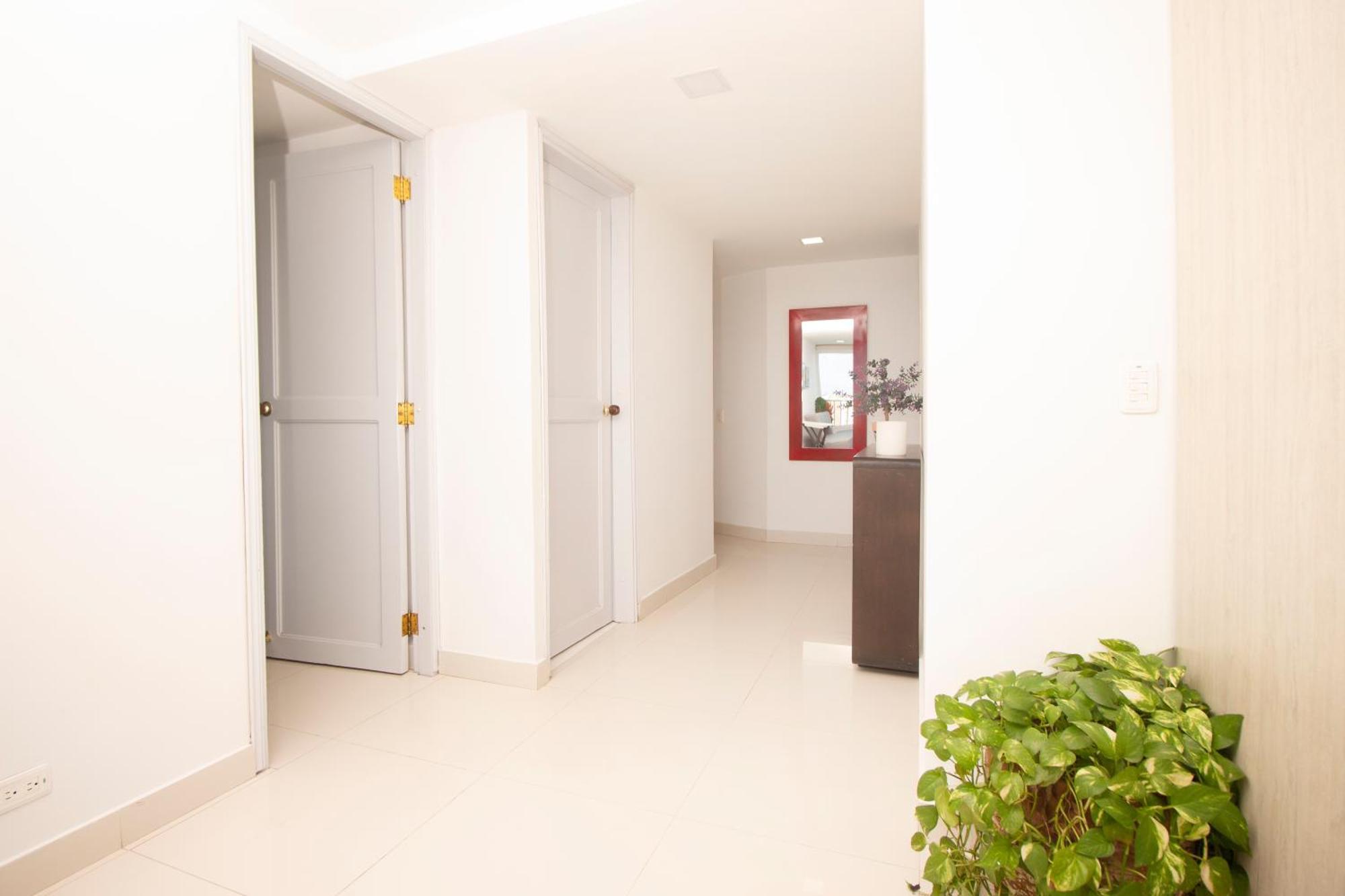 Riviera - Con Vista Al Mar